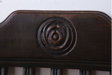 アンティーク家具　イギリスアンティーク　オーク材の優雅なチェア(椅子)