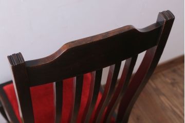 アンティーク家具　イギリスアンティーク　オーク材の優雅なチェア(椅子)