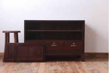 レトロ家具　昭和レトロ　角脚付きのシンプルなローボード