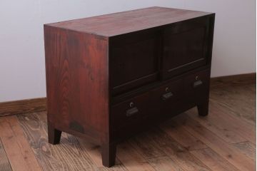 レトロ家具　昭和レトロ　角脚付きのシンプルなローボード