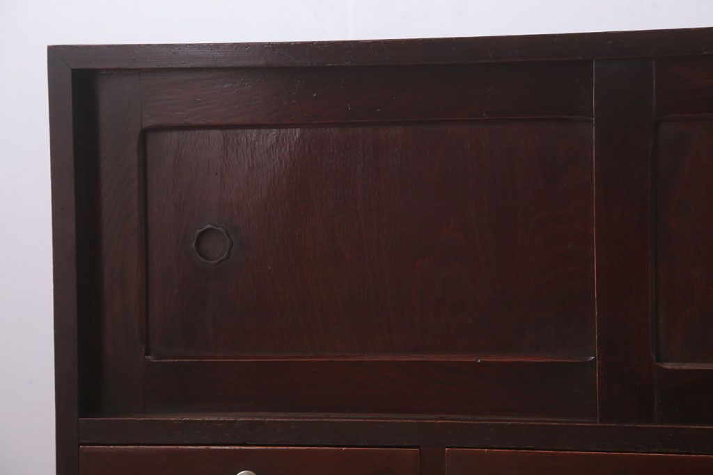 レトロ家具　昭和レトロ　角脚付きのシンプルなローボード