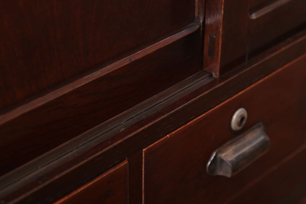 レトロ家具　昭和レトロ　角脚付きのシンプルなローボード