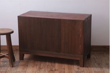 レトロ家具　昭和レトロ　角脚付きのシンプルなローボード