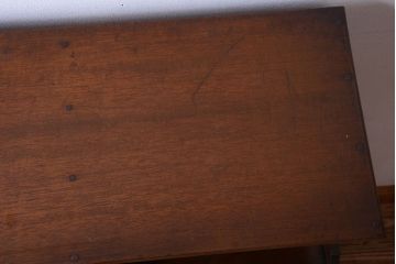 レトロ家具　昭和レトロ　古い木の小ぶりなアンティーク収納棚(下駄箱)