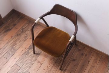 ヴィンテージ家具　ビンテージ　飛騨産業　EIGER(アイガー)シリーズ　アームチェア