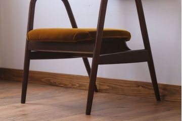 ヴィンテージ家具　ビンテージ　飛騨産業　EIGER(アイガー)シリーズ　アームチェア