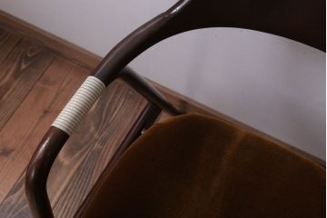 ヴィンテージ家具　ビンテージ　飛騨産業　EIGER(アイガー)シリーズ　アームチェア