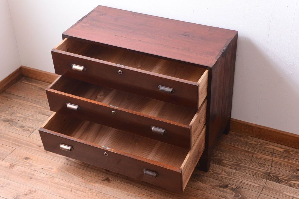 レトロ家具　昭和レトロ　前面欅材!角脚付きのシンプルなローチェスト(ローボード・衣装箪笥)(1)