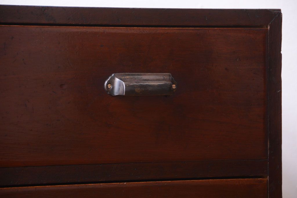 レトロ家具　昭和レトロ　前面欅材!角脚付きのシンプルなローチェスト(ローボード・衣装箪笥)(1)