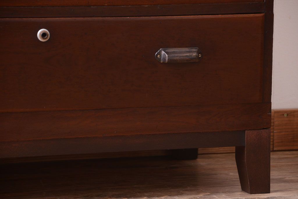 レトロ家具　昭和レトロ　前面欅材!角脚付きのシンプルなローチェスト(ローボード・衣装箪笥)(1)