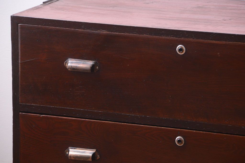 レトロ家具　昭和レトロ　前面欅材!角脚付きのシンプルなローチェスト(ローボード・衣装箪笥)(2)