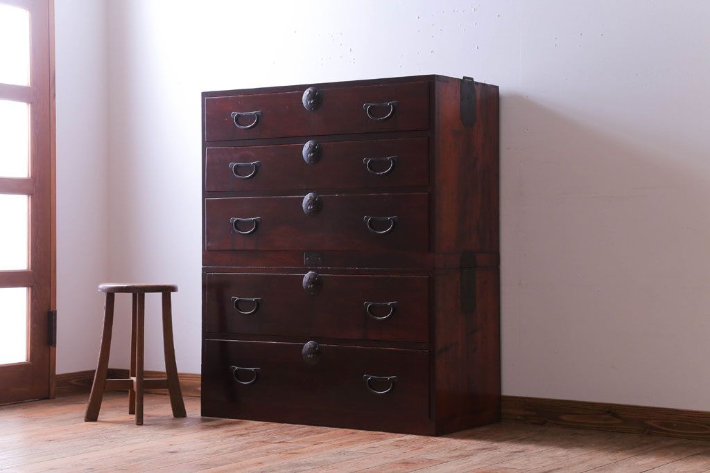 アンティーク家具　古民具・骨董　明治〜大正期　前面欅材!古い木製の重ね衣装箪笥