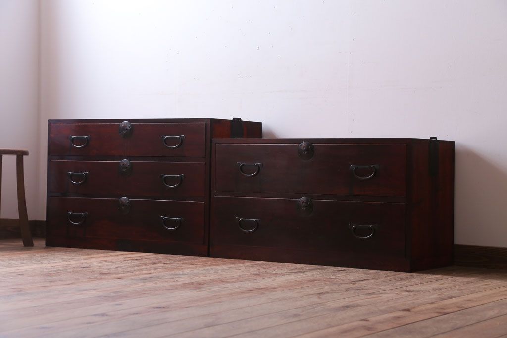 アンティーク家具　古民具・骨董　明治〜大正期　前面欅材!古い木製の重ね衣装箪笥