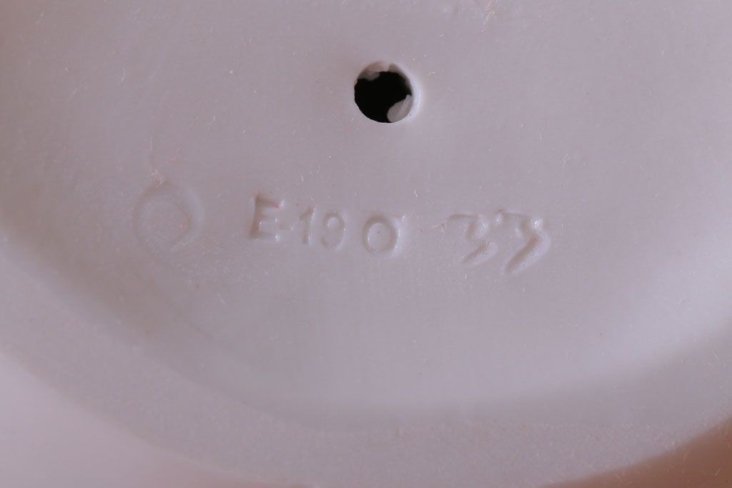 アンティーク雑貨　リヤドロ(LLADRO) EVITA(エビータ)　傘と少女