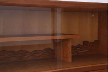民芸家具　高級品!屋久杉材のサイドボード(飾り棚)