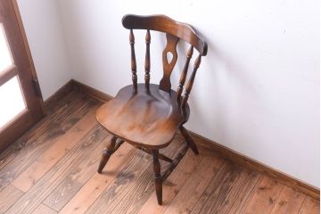 中古　飛騨産業　キツツキマーク　スティックバック回転椅子