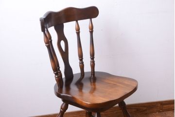 中古　飛騨産業　キツツキマーク　スティックバック回転椅子