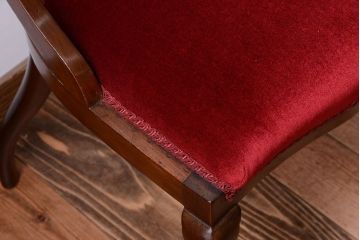 ヴィンテージ家具　イギリスビンテージ　透かし彫りが美しい木製チェア(1)