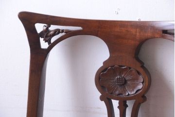 ヴィンテージ家具　 イギリスビンテージ　透かし彫りが美しい木製チェア(2)