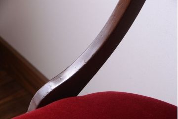 ヴィンテージ家具　 イギリスビンテージ　透かし彫りが美しい木製チェア(2)