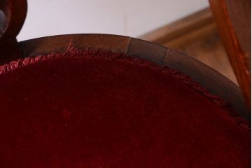 ヴィンテージ家具　 イギリスビンテージ　透かし彫りが美しい木製チェア(2)
