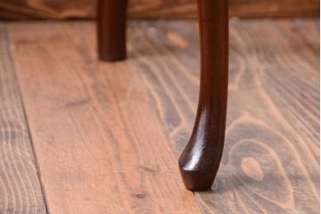 ヴィンテージ家具　イギリスビンテージ　透かし彫りが美しい木製椅子(1)