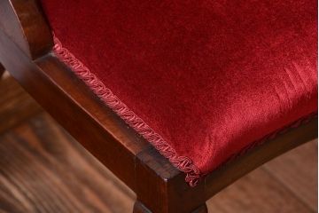 ヴィンテージ家具　イギリスビンテージ　透かし彫りが美しい木製椅子(2)