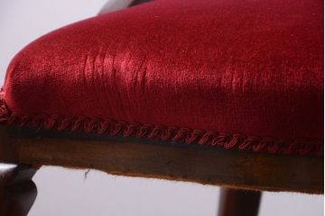 ヴィンテージ家具　イギリスビンテージ　透かし彫りが美しい木製椅子(2)