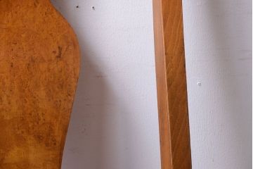 アンティーク家具　イギリスアンティーク　シンプルな木製チェア(1)