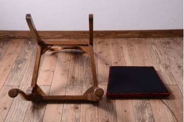 アンティーク家具　イギリスアンティーク　シンプルな木製チェア(2)