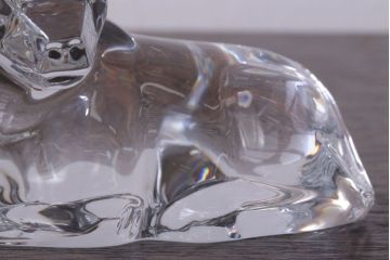 アンティーク雑貨　中古　バカラ(Baccarat)　クリスタル　牛置物(オブジェ・オーナメント)