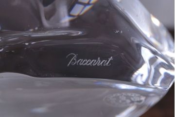 アンティーク雑貨　中古　バカラ(Baccarat)　クリスタル　牛置物(オブジェ・オーナメント)