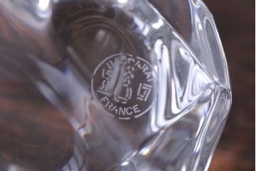 アンティーク雑貨　中古　バカラ(Baccarat)　クリスタル　牛置物(オブジェ・オーナメント)