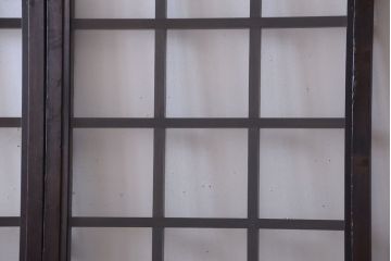 古民具・骨董　明治〜大正期　クリアガラス入り格子蔵戸