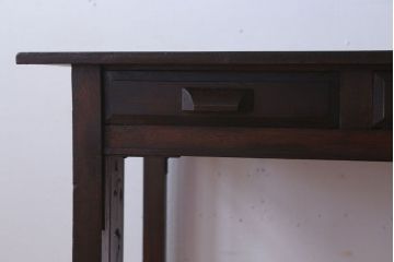 アンティーク家具　大正ロマン　透かし彫りが美しいアンティーク平机(デスク)