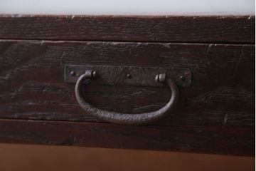 アンティーク家具　古民具・骨董　丸金具付き!古い栗材のアンティーク文机