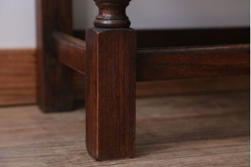 アンティーク家具　イギリスアンティーク　ステンドグラス扉のブルボーズレッグ本箱(ブックケース・収納棚)