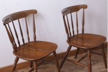 中古　柏木工　スピンドルバックチェア(ウィンザーチェア、ウインザーチェア)2脚セット