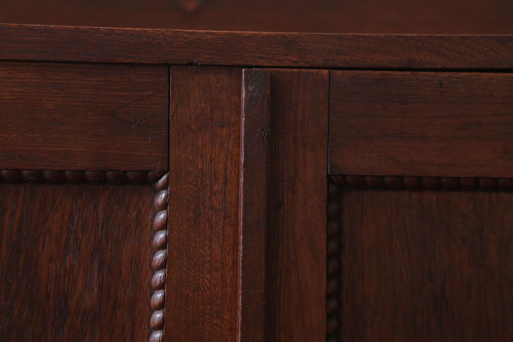 アンティーク家具　和製アンティーク　丸窓がおしゃれな古い木製の本箱(ブックケース)