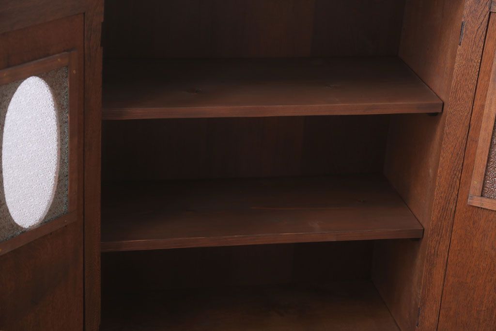 アンティーク家具　和製アンティーク　丸窓がおしゃれな古い木製の本箱(ブックケース)