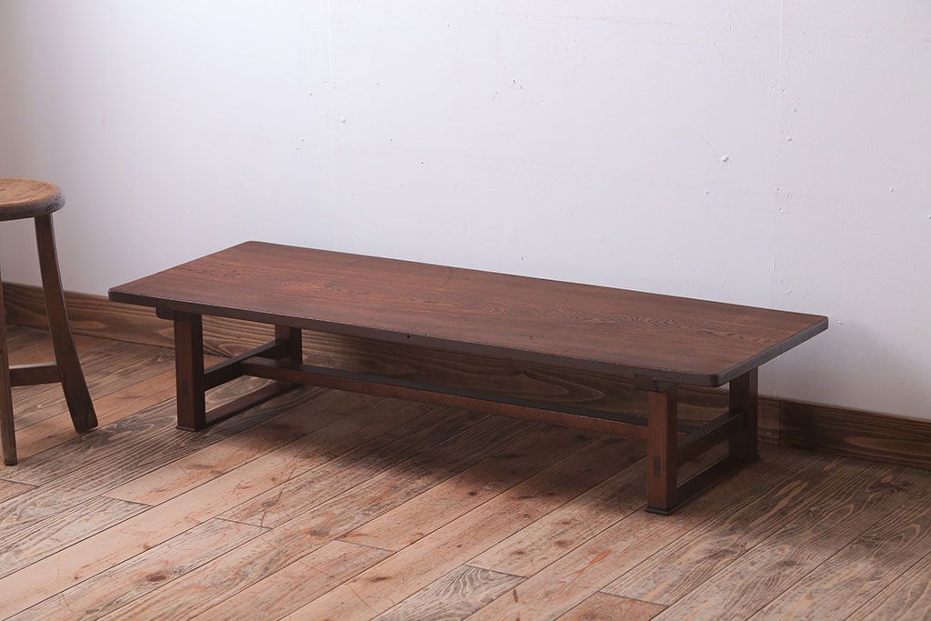 アンティーク家具　 和製アンティーク　古い木製のシンプルなローテーブル(センターテーブル)