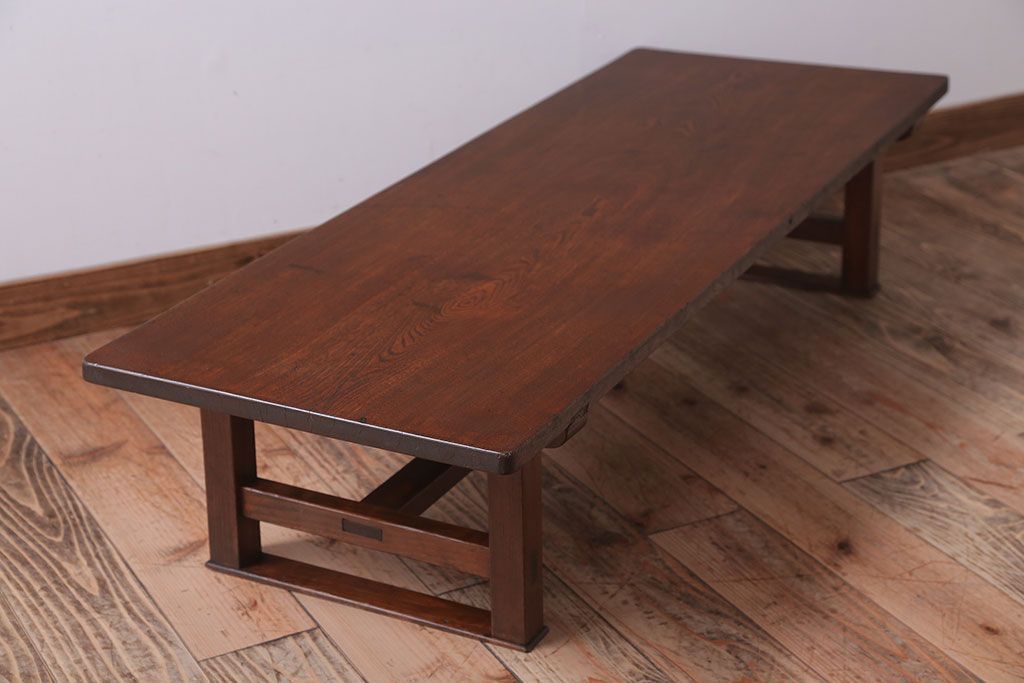 アンティーク家具　 和製アンティーク　古い木製のシンプルなローテーブル(センターテーブル)