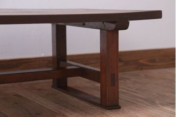 アンティーク家具　 和製アンティーク　古い木製のシンプルなローテーブル(センターテーブル)
