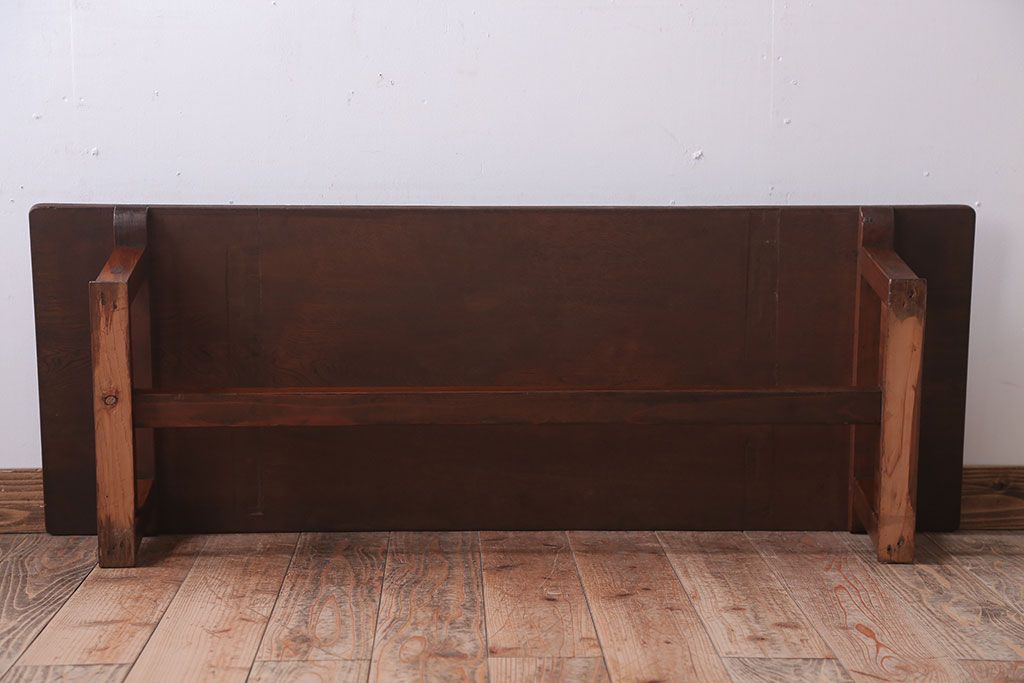 アンティーク家具　 和製アンティーク　古い木製のシンプルなローテーブル(センターテーブル)