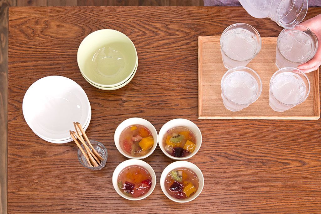 アンティーク家具　ペイント　両面収納のリメイク収納カウンター(マス目棚)