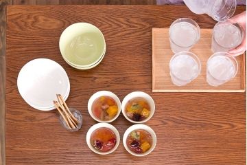 アンティーク家具　ペイント　両面収納のリメイク収納カウンター(マス目棚)