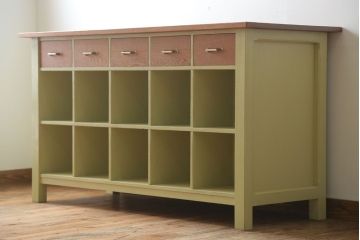 アンティーク家具　ペイント　両面収納のリメイク収納カウンター(マス目棚)