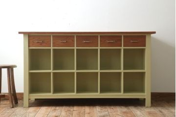 アンティーク家具　ペイント　両面収納のリメイク収納カウンター(マス目棚)