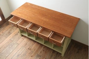 アンティーク家具　ペイント　両面収納のリメイク収納カウンター(マス目棚)