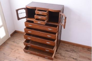 ヴィンテージ家具　ミッドセンチュリー　Rガラス入り!レトロなビンテージチェスト